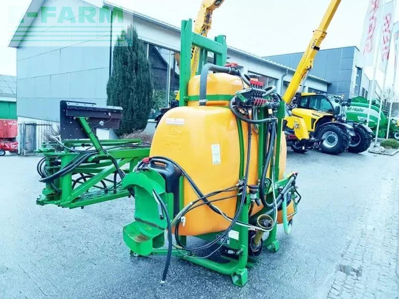 Amazone uf 1000 feldspritze - Piekabināmais miglotājs: foto 3 Amazone uf 1000 feldspritze - Piekabināmais miglotājs: foto 3