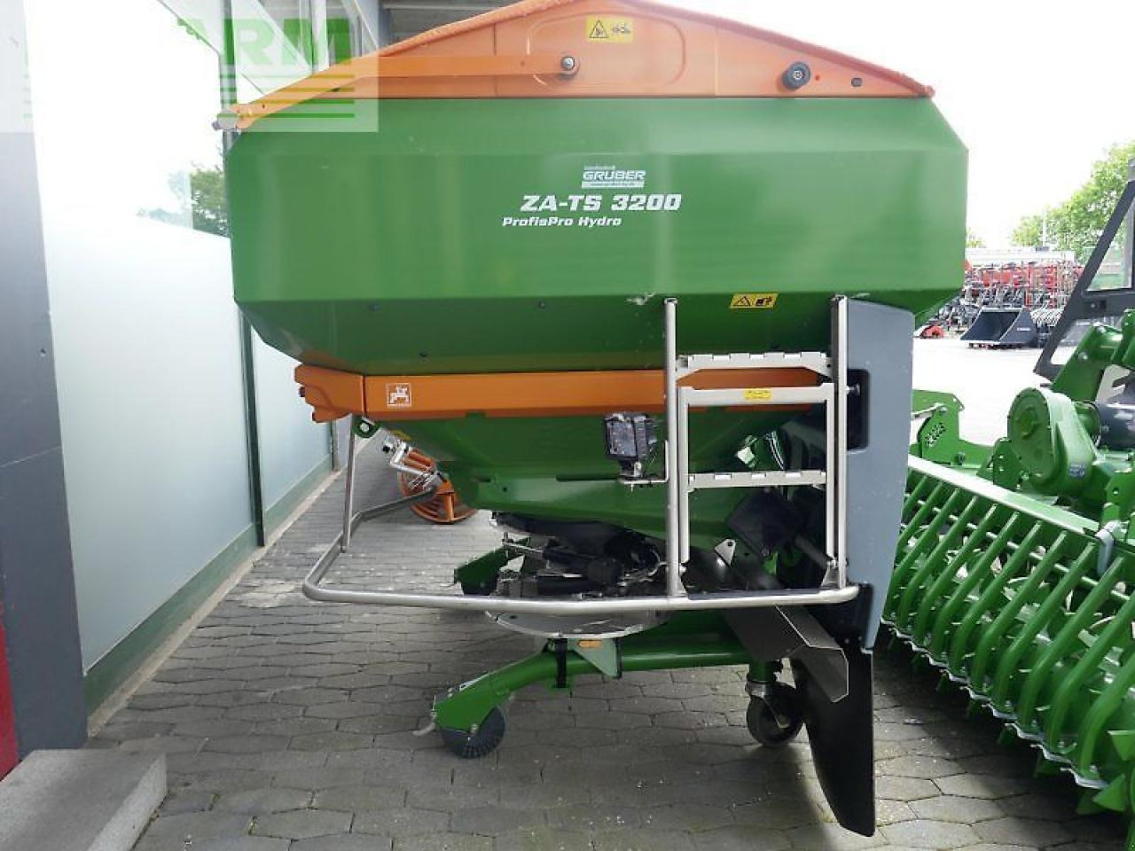 Amazone za-ts profis hydro 3200 - abgelagert top ausstattung! - Minerālmēslu izkliedētājs: foto 2 Amazone za-ts profis hydro 3200 - abgelagert top ausstattung! - Minerālmēslu izkliedētājs: foto 2