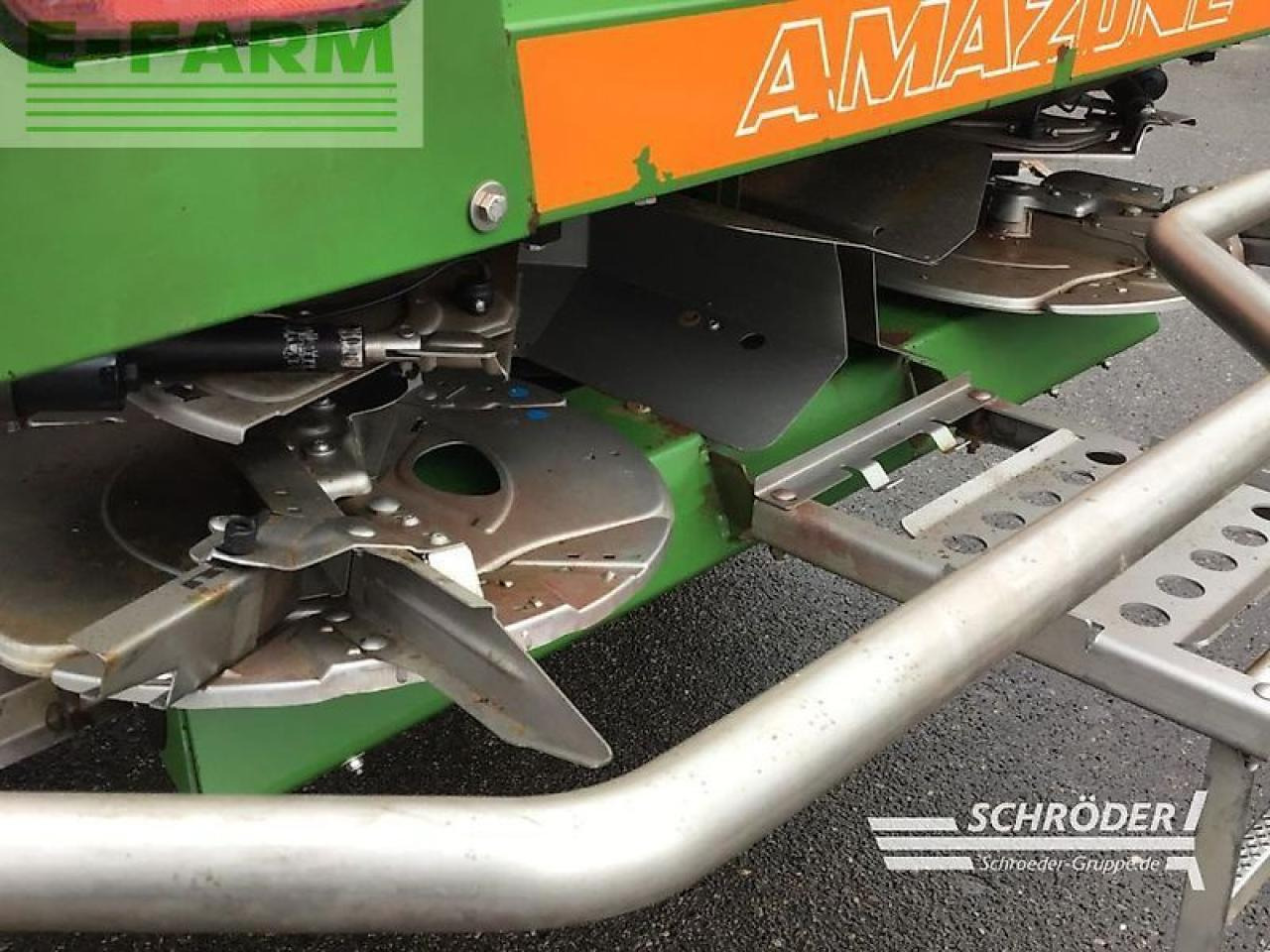 Minerālmēslu izkliedētājs Amazone zg-ts 8200 hydro: foto 8