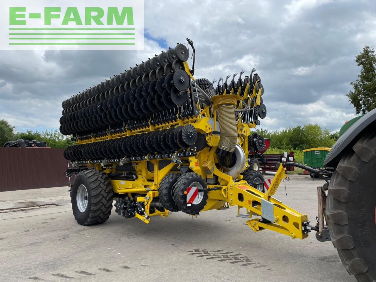 Bednar Efecta CE 12000 - Sējmašīna: foto 1 Bednar Efecta CE 12000 - Sējmašīna: foto 1