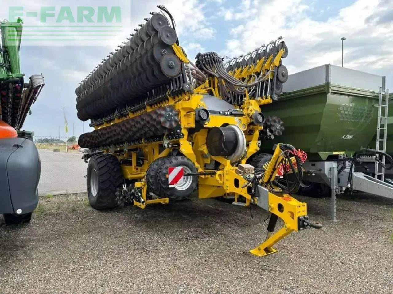 Bednar efecta ce 12000 db - Kombinētā sējmašīna: foto 1 Bednar efecta ce 12000 db - Kombinētā sējmašīna: foto 1