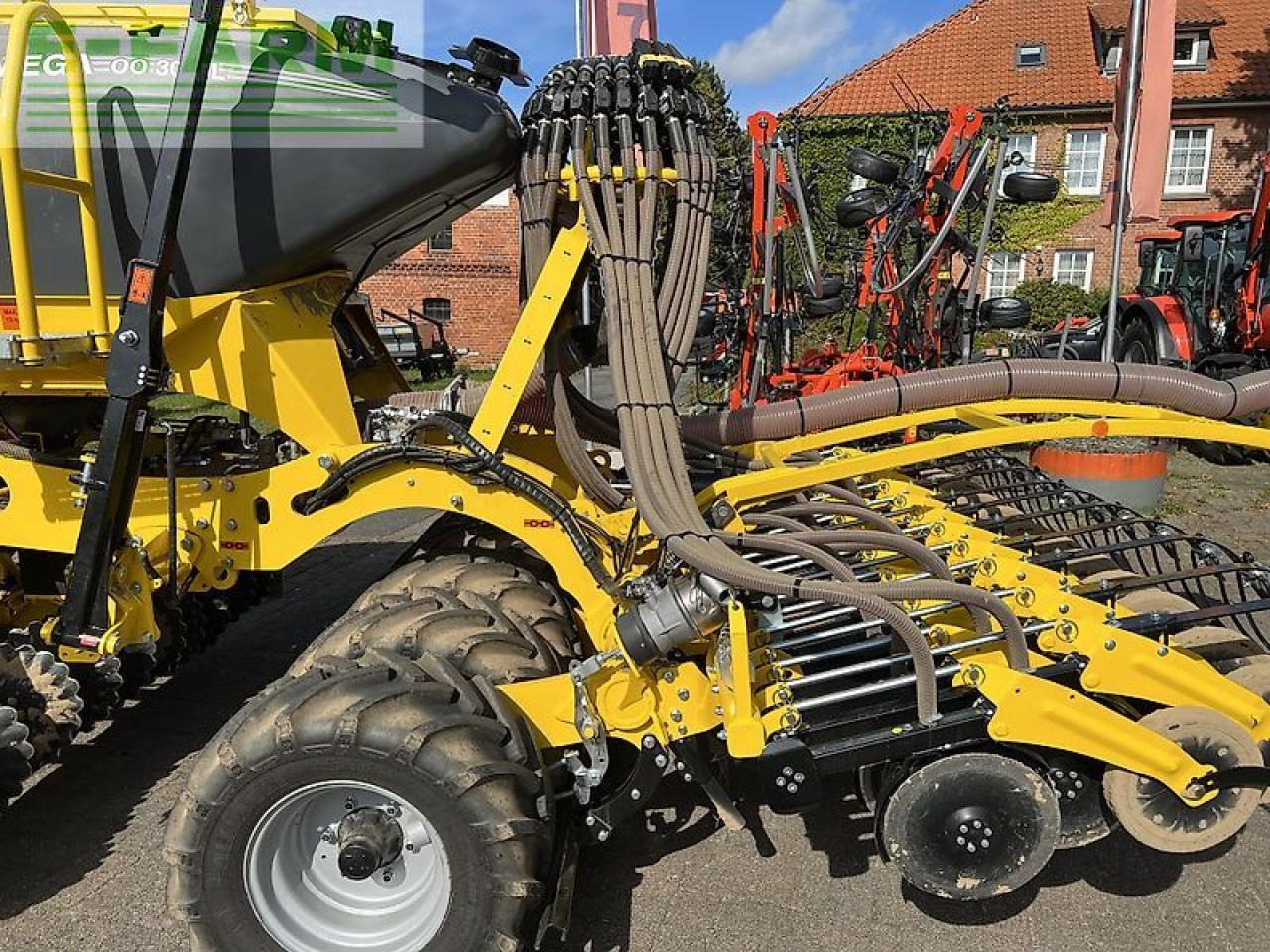 Bednar omega oo 3000 l - Sējmašīna: foto 5 Bednar omega oo 3000 l - Sējmašīna: foto 5