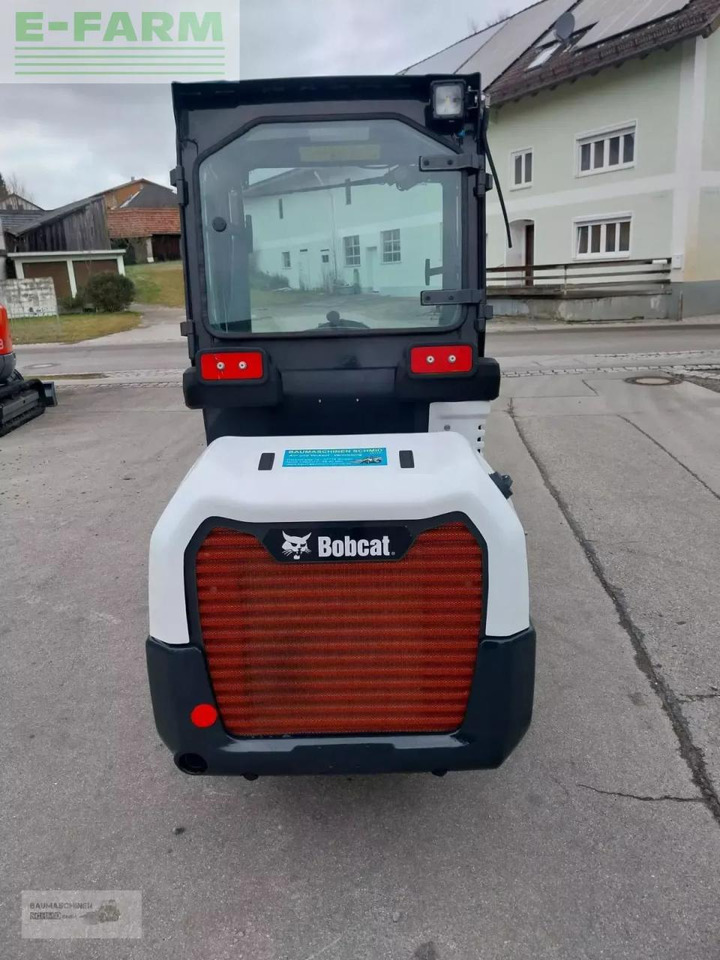 Bobcat l 28 - Mini-ekskavators: foto 5 Bobcat l 28 - Mini-ekskavators: foto 5