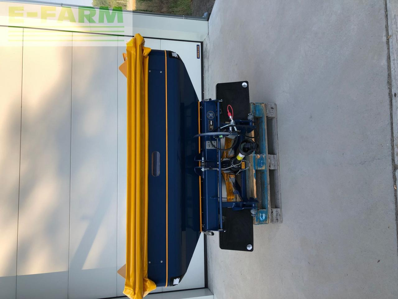 Bogballe 15 plus - Minerālmēslu izkliedētājs: foto 1 Bogballe 15 plus - Minerālmēslu izkliedētājs: foto 1