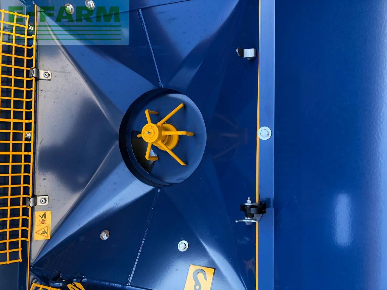 Bogballe 15 plus - Minerālmēslu izkliedētājs: foto 4 Bogballe 15 plus - Minerālmēslu izkliedētājs: foto 4