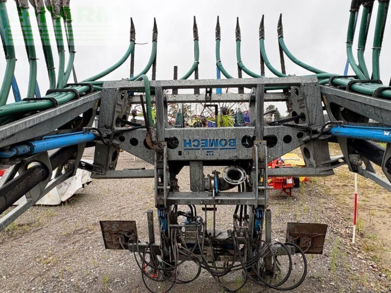 Bomech multi 18, gülle schleppschuhverteiler - Laistīšanas sistēma: foto 2 Bomech multi 18, gülle schleppschuhverteiler - Laistīšanas sistēma: foto 2