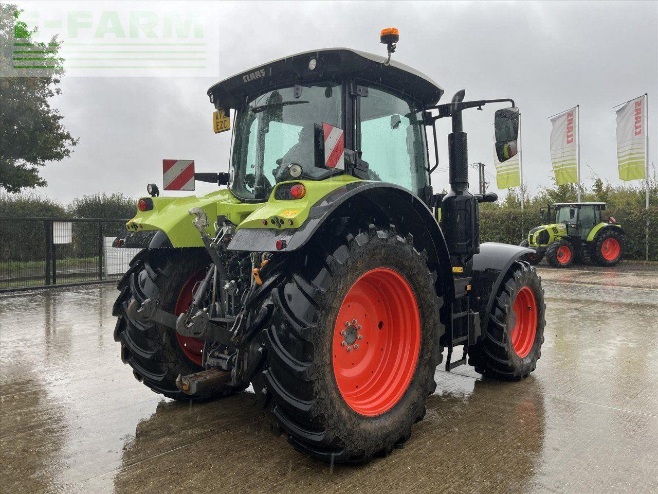 CLAAS ARION 530 - Traktors: foto 5 CLAAS ARION 530 - Traktors: foto 5