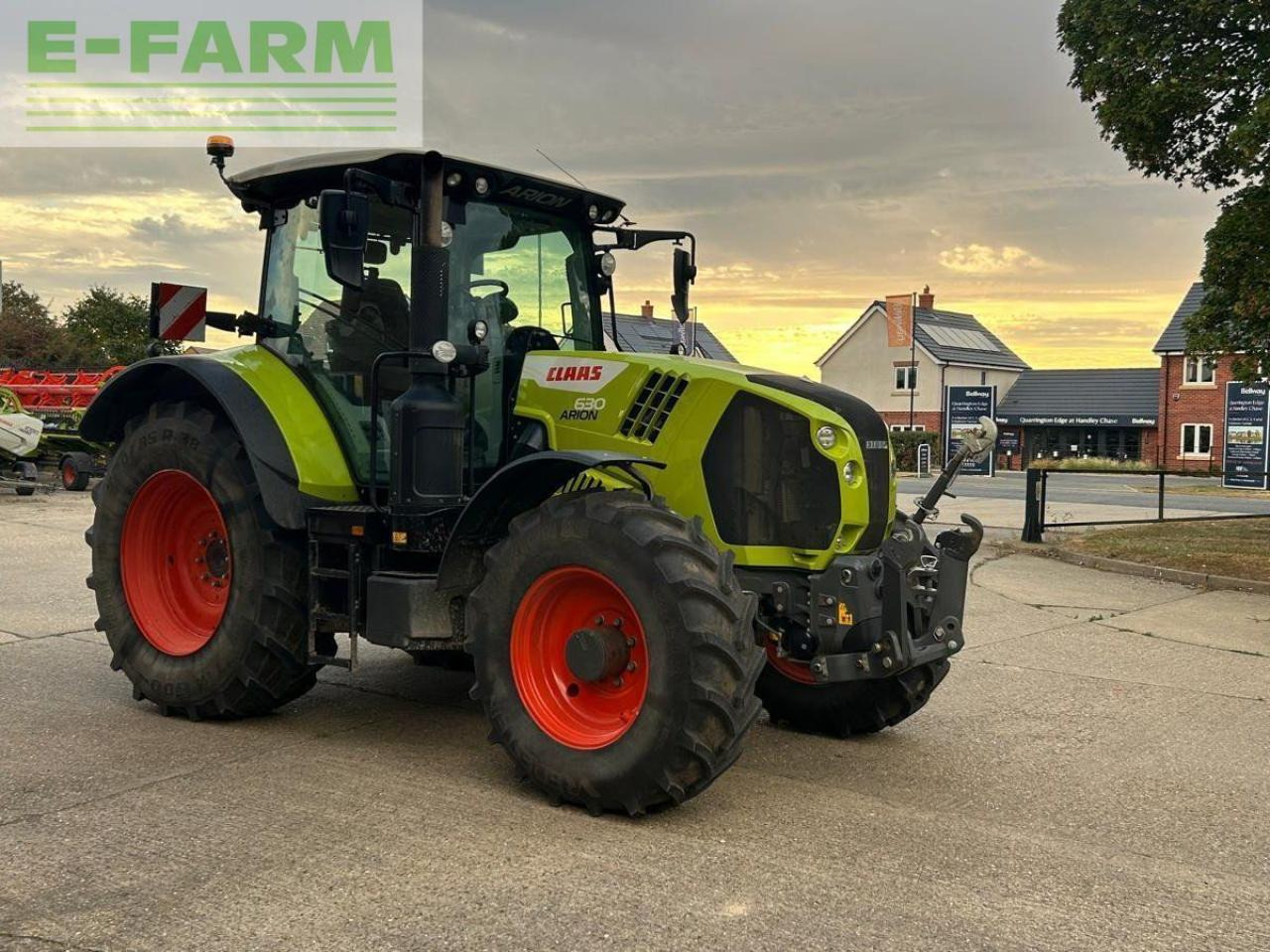 CLAAS ARION 630 HEXASHIFT - STAGE V CEBIS 50K HEXASHIFT CEBIS - Traktors: foto 2 CLAAS ARION 630 HEXASHIFT - STAGE V CEBIS 50K HEXASHIFT CEBIS - Traktors: foto 2
