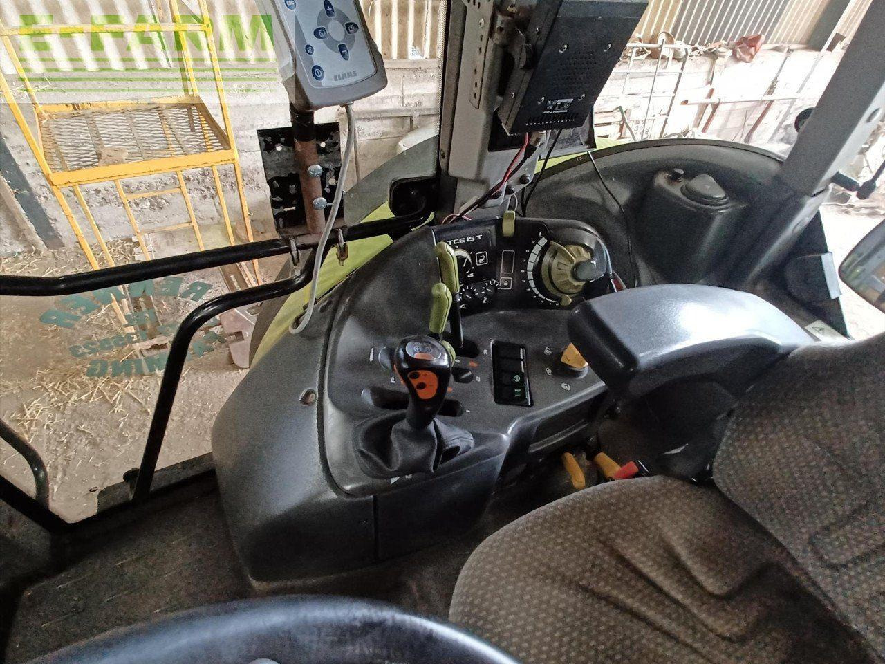 Traktors CLAAS ARION 630: foto 6