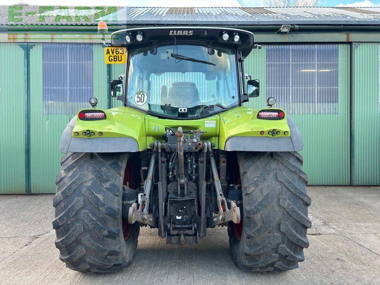 Traktors CLAAS ARION 650 T3B: foto 8
