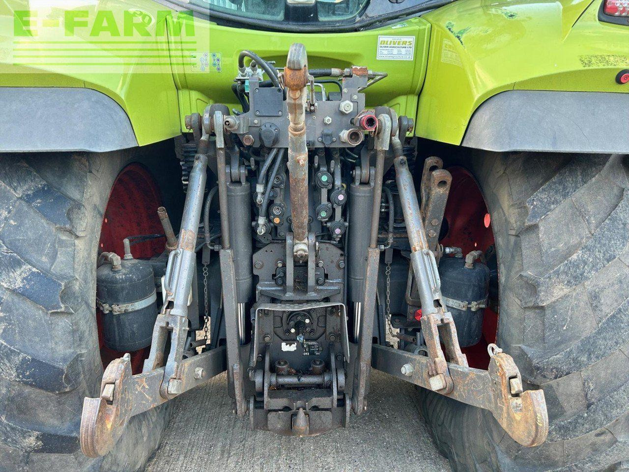 Traktors CLAAS ARION 650 T3B: foto 9