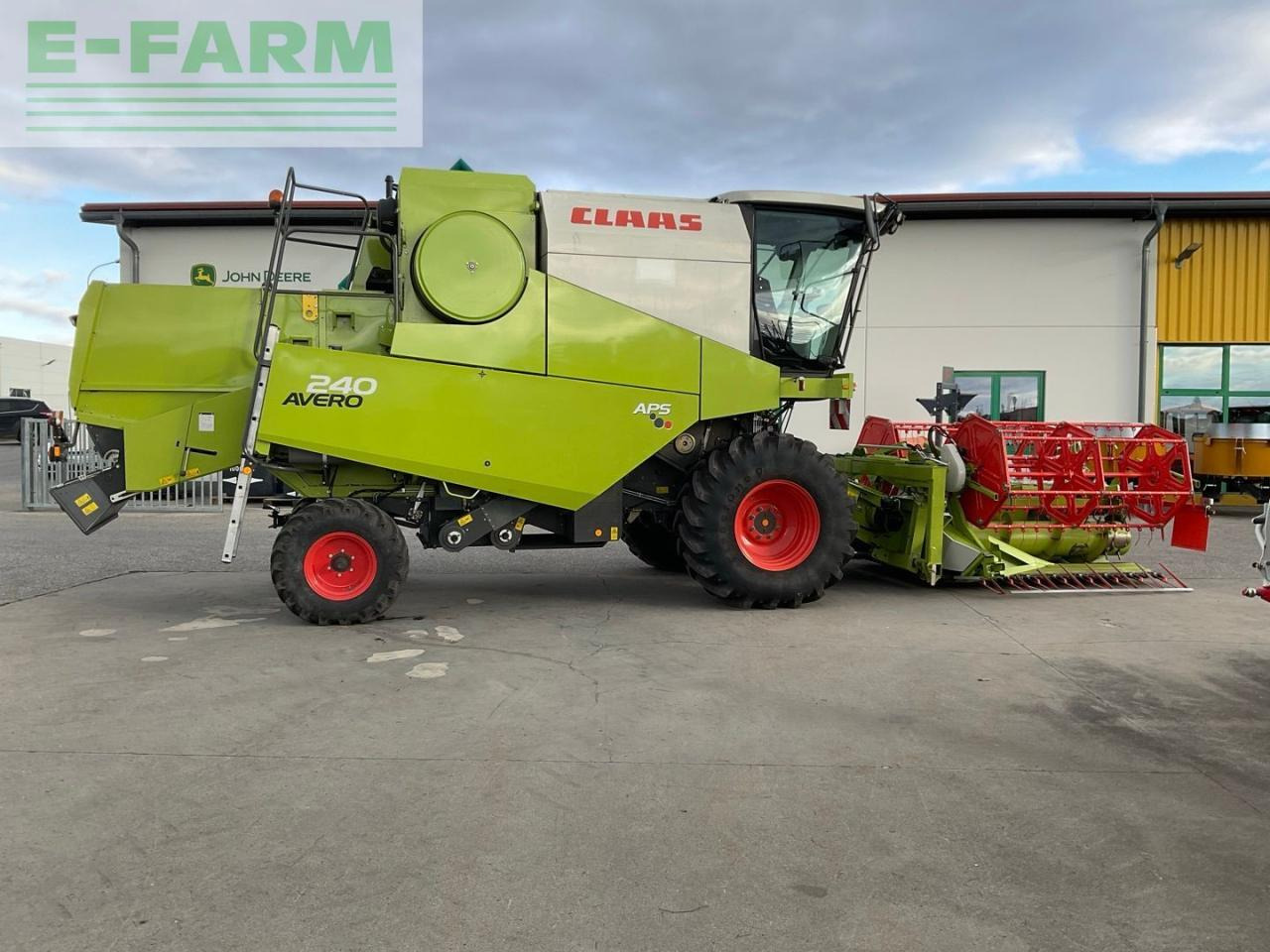 CLAAS AVERO 240 - Labības kombains: foto 4 CLAAS AVERO 240 - Labības kombains: foto 4