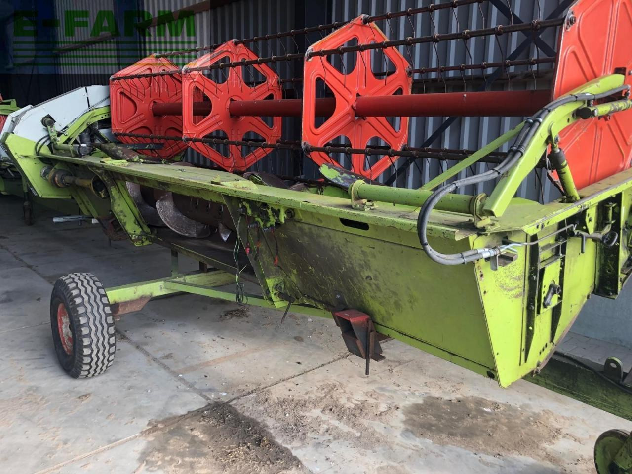 CLAAS Dominator 98 SL Maxi - Labības kombains: foto 4 CLAAS Dominator 98 SL Maxi - Labības kombains: foto 4