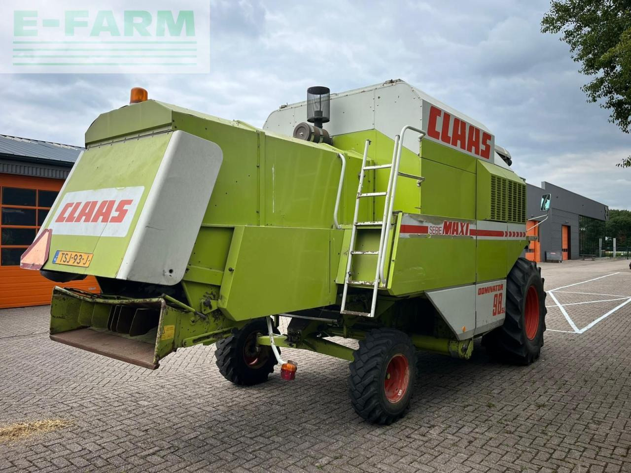 CLAAS Dominator 98 SL Maxi - Labības kombains: foto 3 CLAAS Dominator 98 SL Maxi - Labības kombains: foto 3