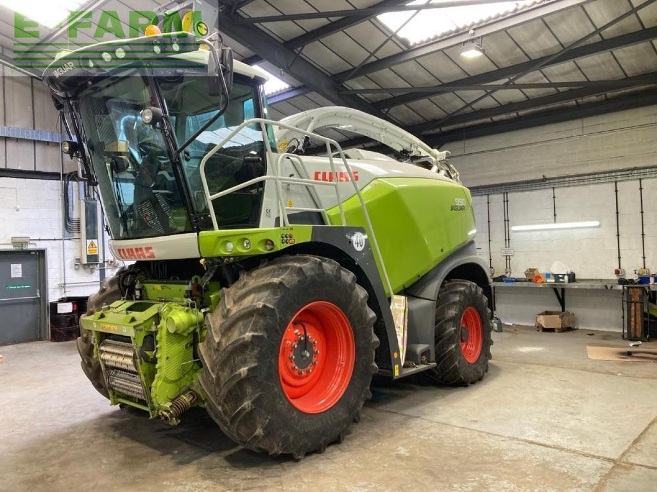 CLAAS JAGUAR 990 4WD - Lopbarības kombains: foto 3 CLAAS JAGUAR 990 4WD - Lopbarības kombains: foto 3
