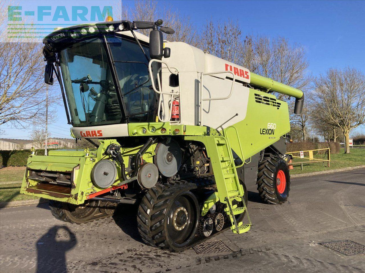 CLAAS LEXION 660TT WITH V770 CUTTERBAR - Labības kombains: foto 1 CLAAS LEXION 660TT WITH V770 CUTTERBAR - Labības kombains: foto 1