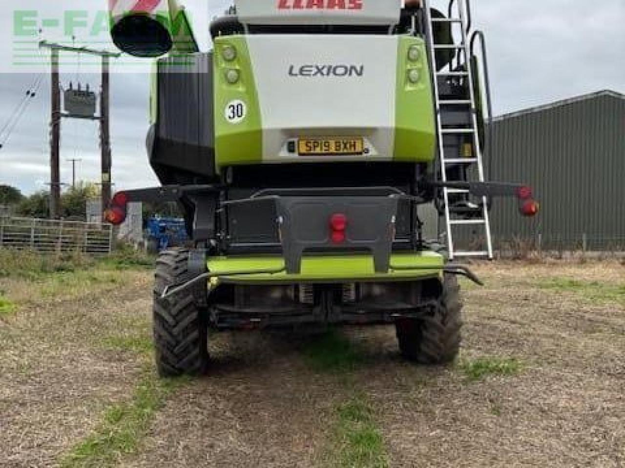 CLAAS LEXION 770 TT - Labības kombains: foto 4 CLAAS LEXION 770 TT - Labības kombains: foto 4