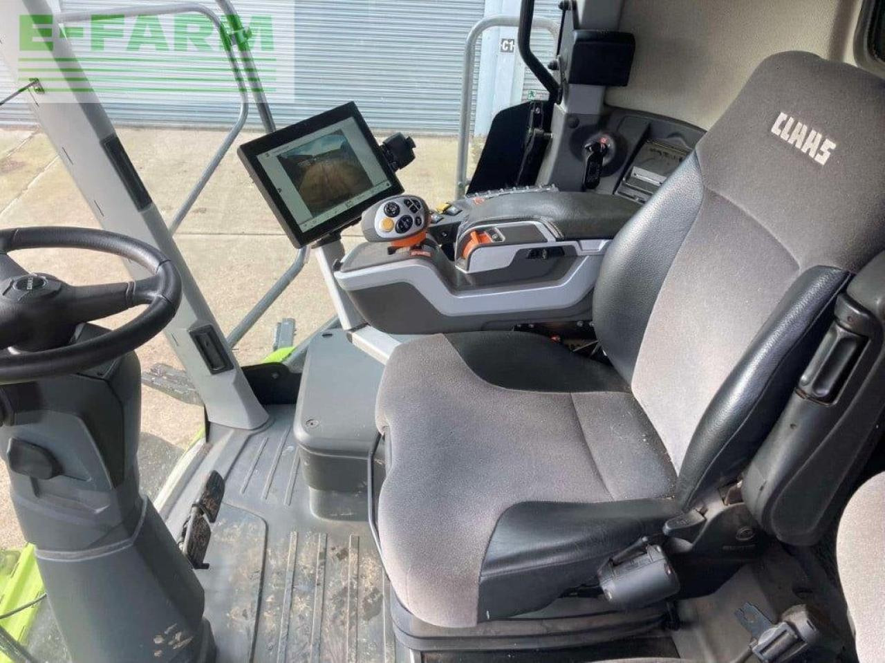 Labības kombains CLAAS LEXION 8700 TT: foto 8