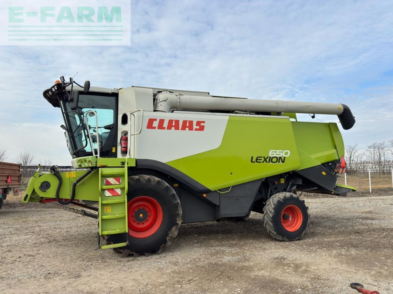 CLAAS Lexion 650 - Labības kombains: foto 2 CLAAS Lexion 650 - Labības kombains: foto 2