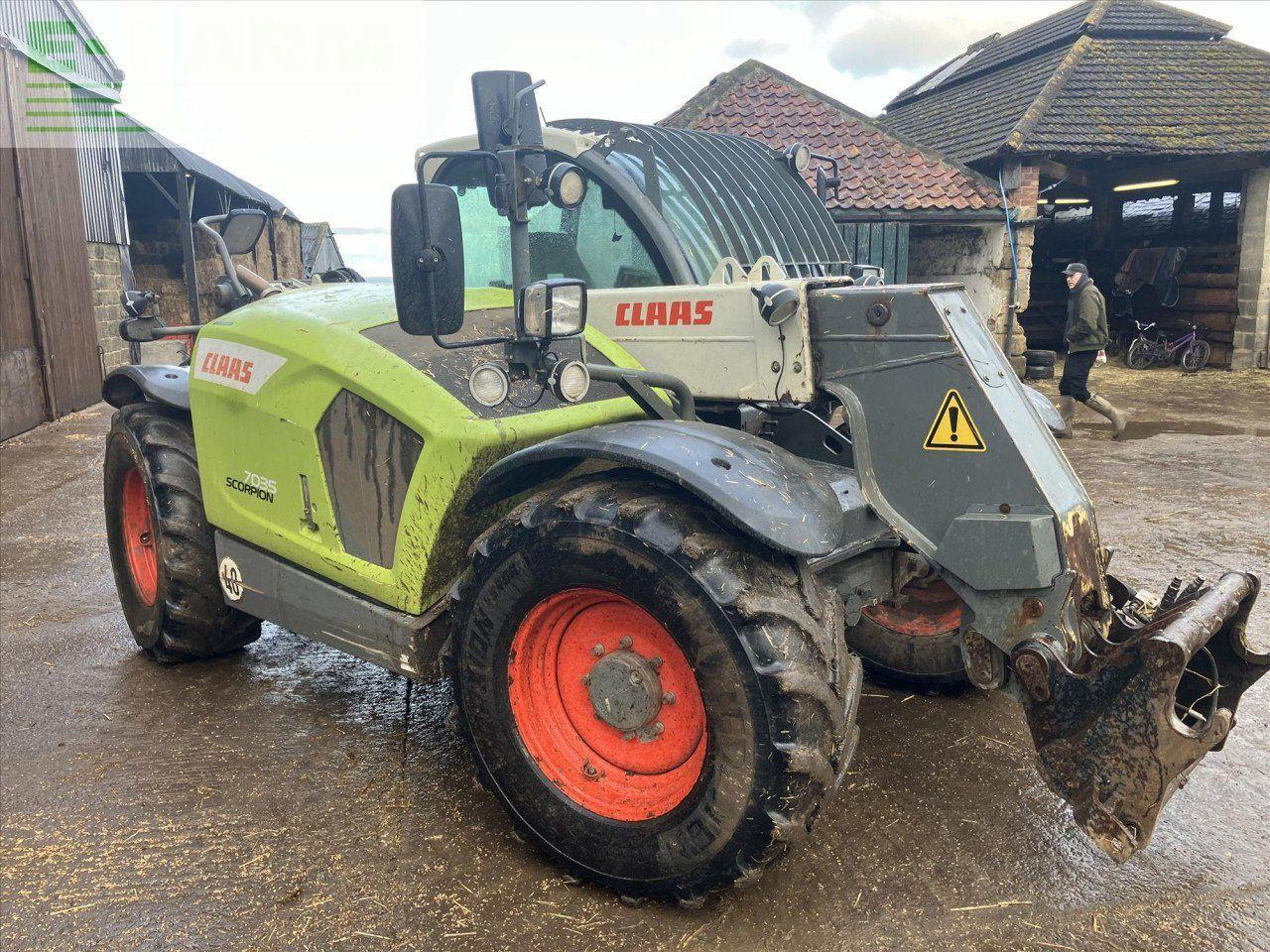 CLAAS SCORPION 7035 - Teleskopiskais iekrāvējs: foto 2 CLAAS SCORPION 7035 - Teleskopiskais iekrāvējs: foto 2