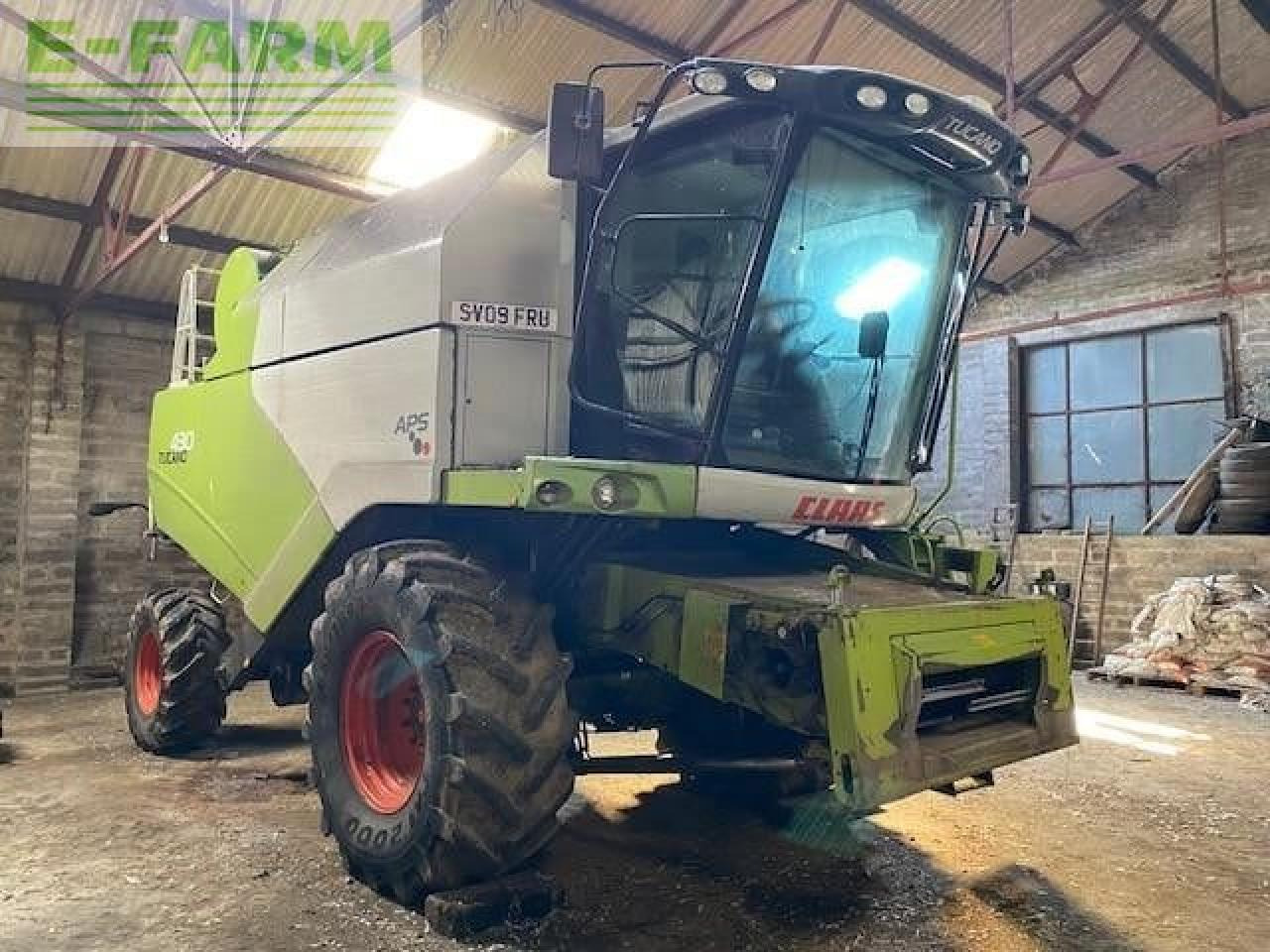 CLAAS TUCANO 430 - Labības kombains: foto 1 CLAAS TUCANO 430 - Labības kombains: foto 1