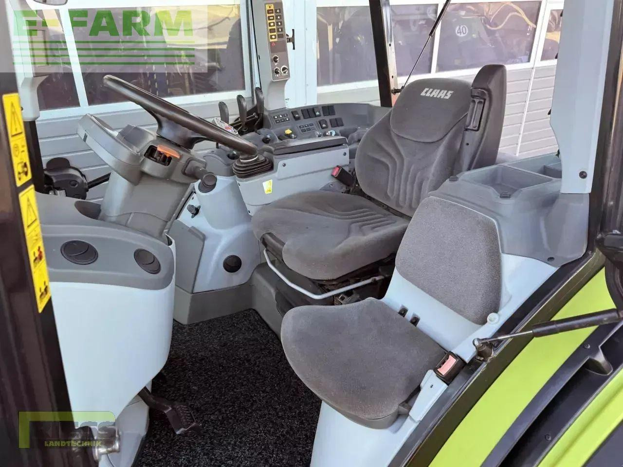 CLAAS arion 420 cis a32 - Traktors: foto 4 CLAAS arion 420 cis a32 - Traktors: foto 4