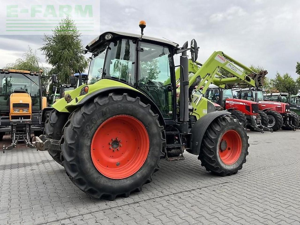 CLAAS arion 420 cis + claas fl100 - Traktors: foto 5 CLAAS arion 420 cis + claas fl100 - Traktors: foto 5