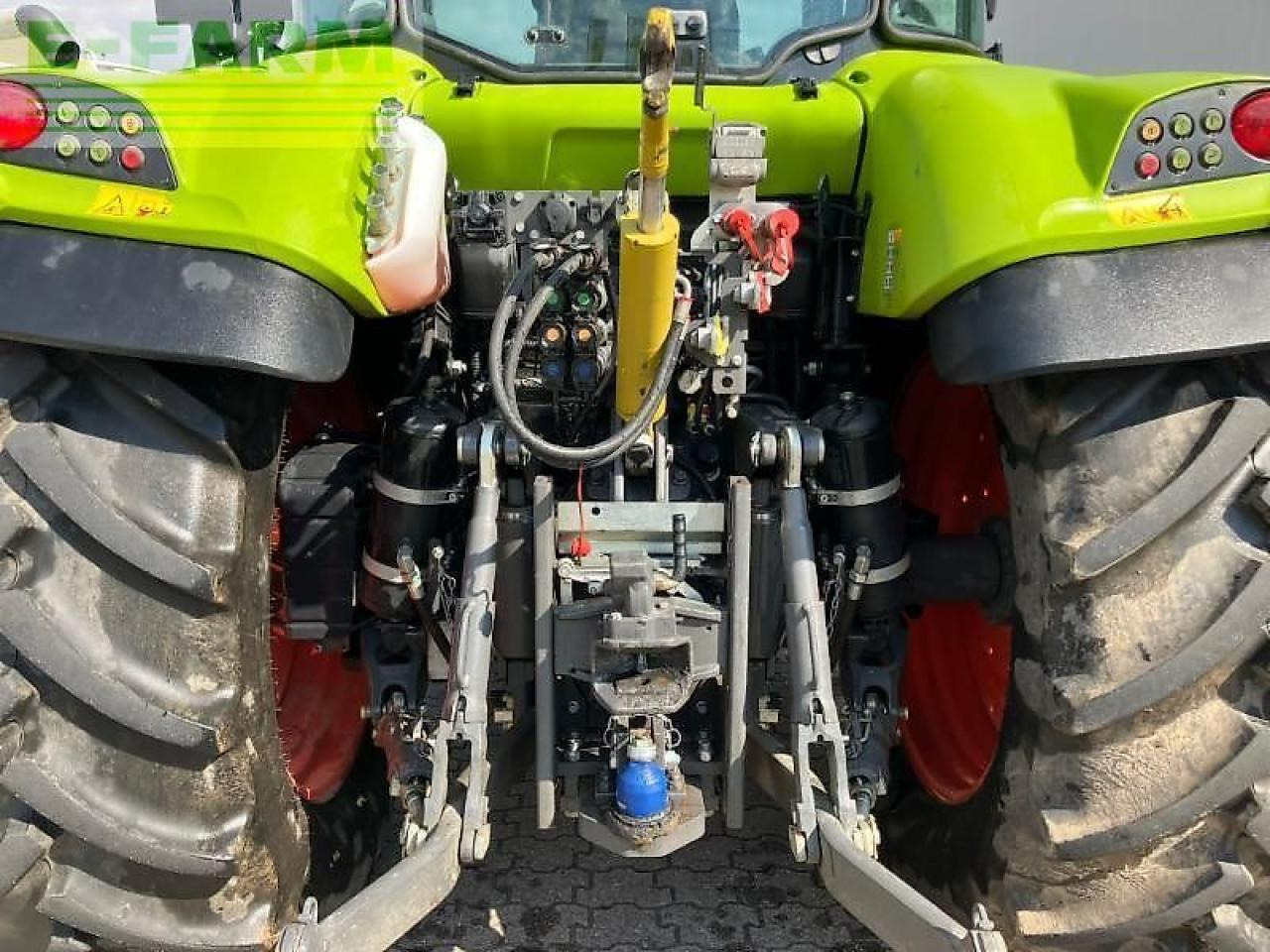 CLAAS arion 470 stage v - Traktors: foto 5 CLAAS arion 470 stage v - Traktors: foto 5