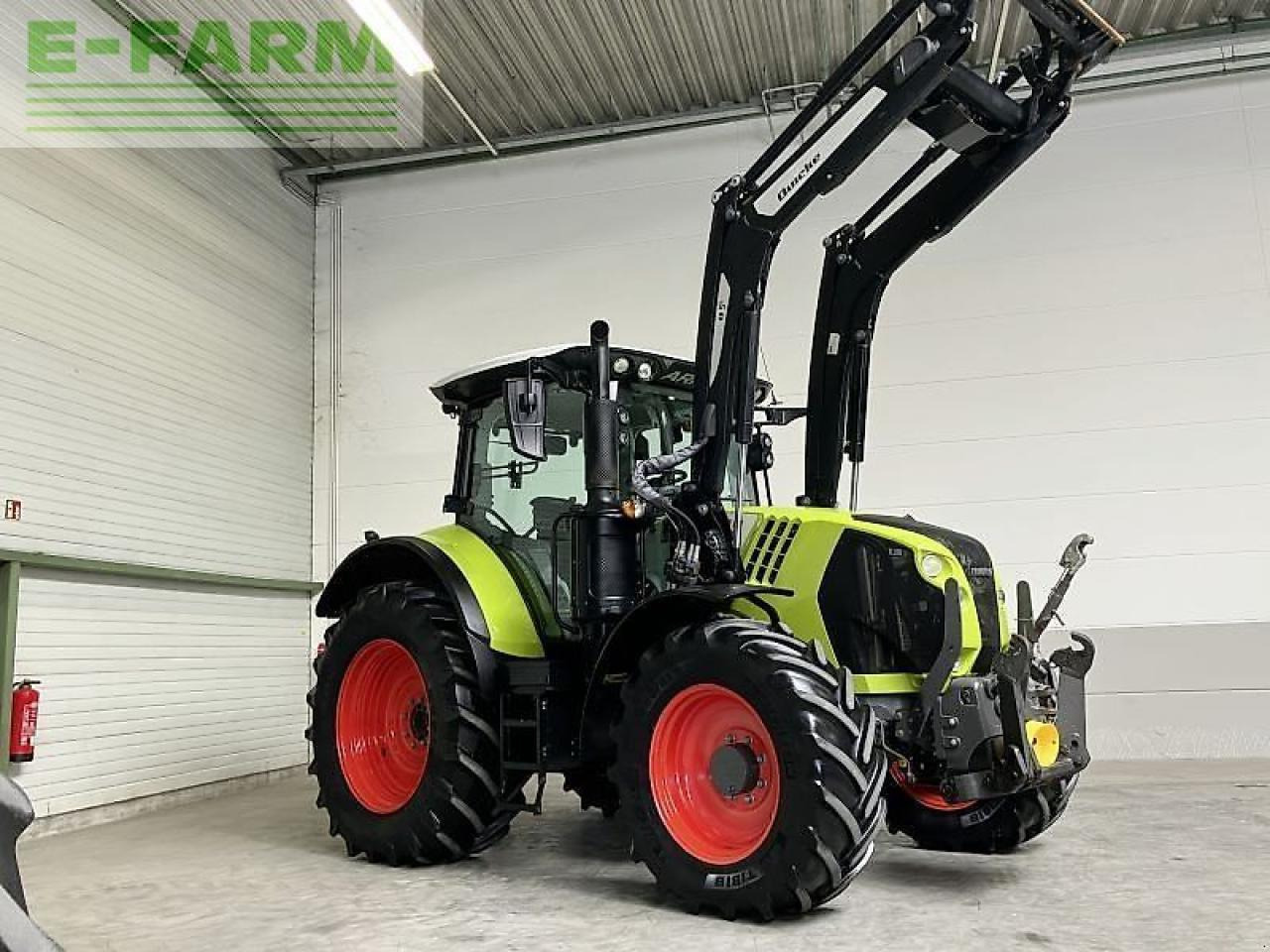 CLAAS arion 510 cebis cis + CEBIS - Traktors: foto 5 CLAAS arion 510 cebis cis + CEBIS - Traktors: foto 5