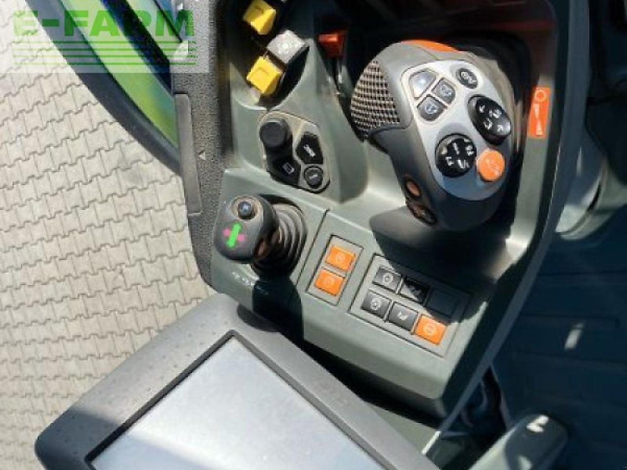 Traktors CLAAS arion 550 cmatic cebis CMATIC: foto 9 Traktors CLAAS arion 550 cmatic cebis CMATIC: foto 9