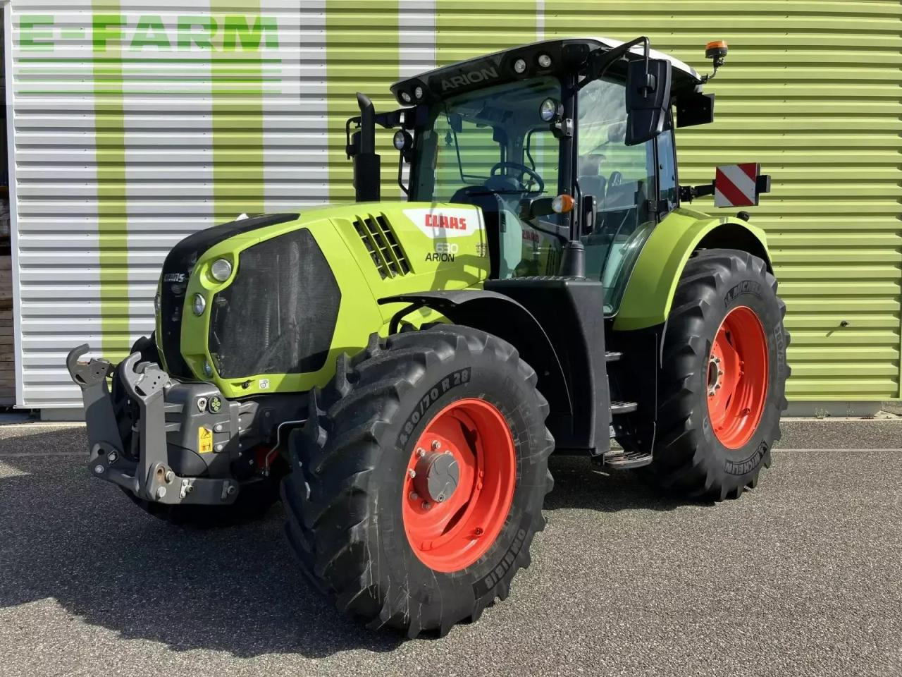 CLAAS arion 630 cis electropilot - Traktors: foto 1 CLAAS arion 630 cis electropilot - Traktors: foto 1
