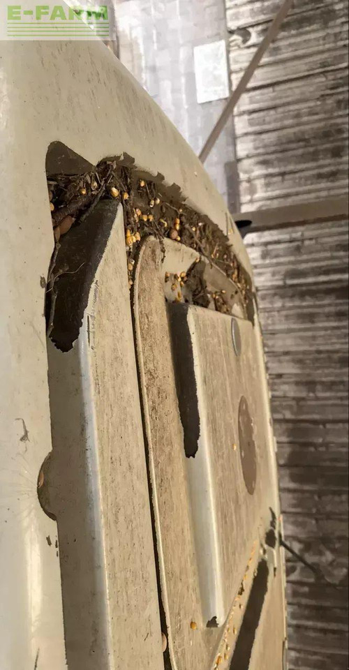 Traktors CLAAS arion 640: foto 6