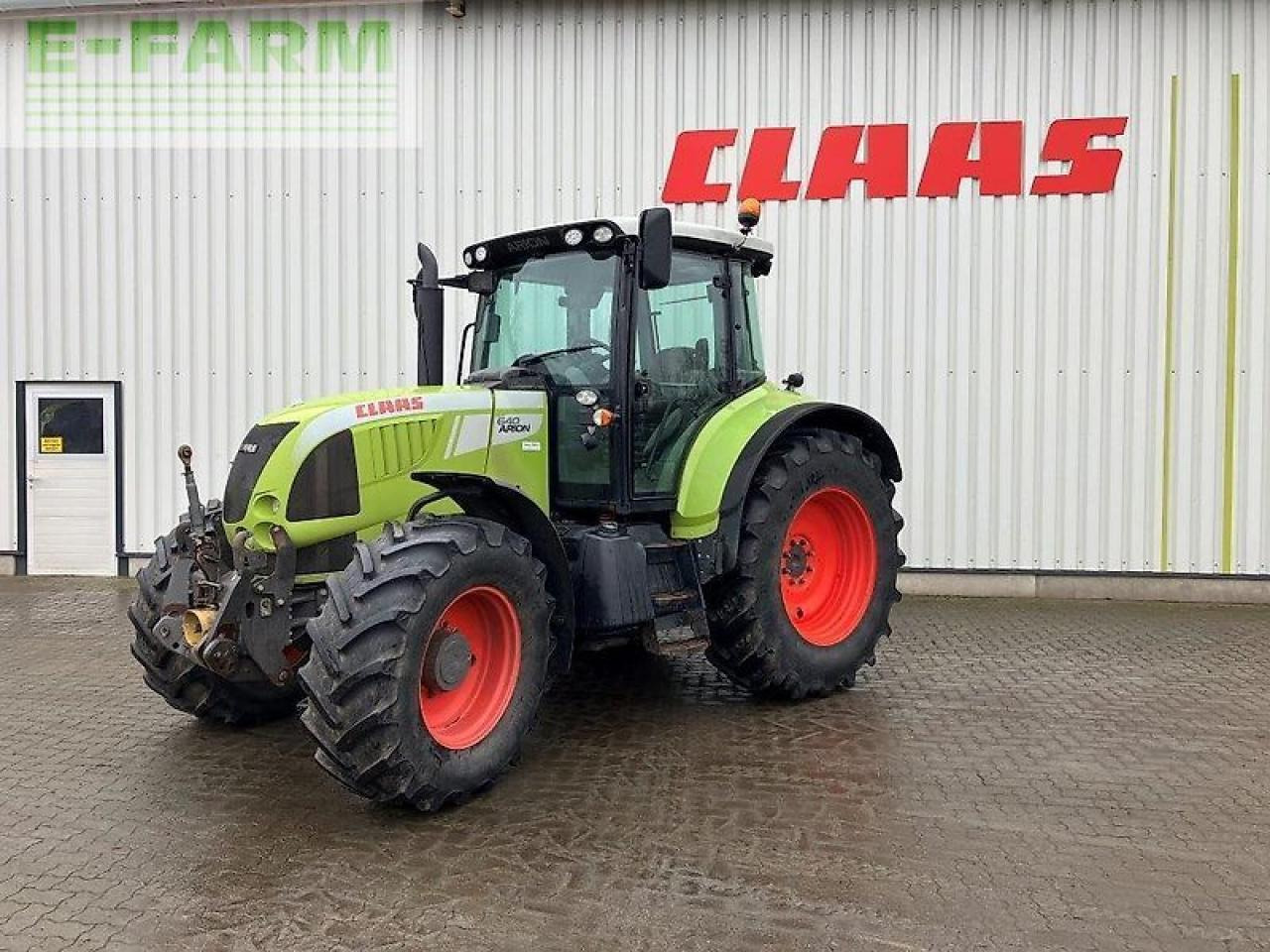 CLAAS arion 640 cis CIS - Traktors: foto 1 CLAAS arion 640 cis CIS - Traktors: foto 1
