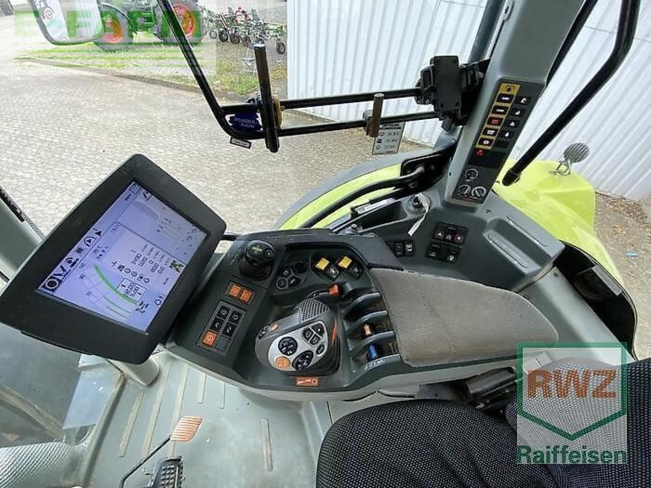 Traktors CLAAS arion 650: foto 9