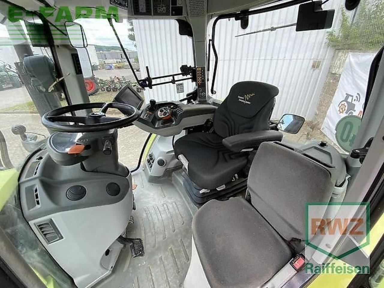 Traktors CLAAS arion 650: foto 8
