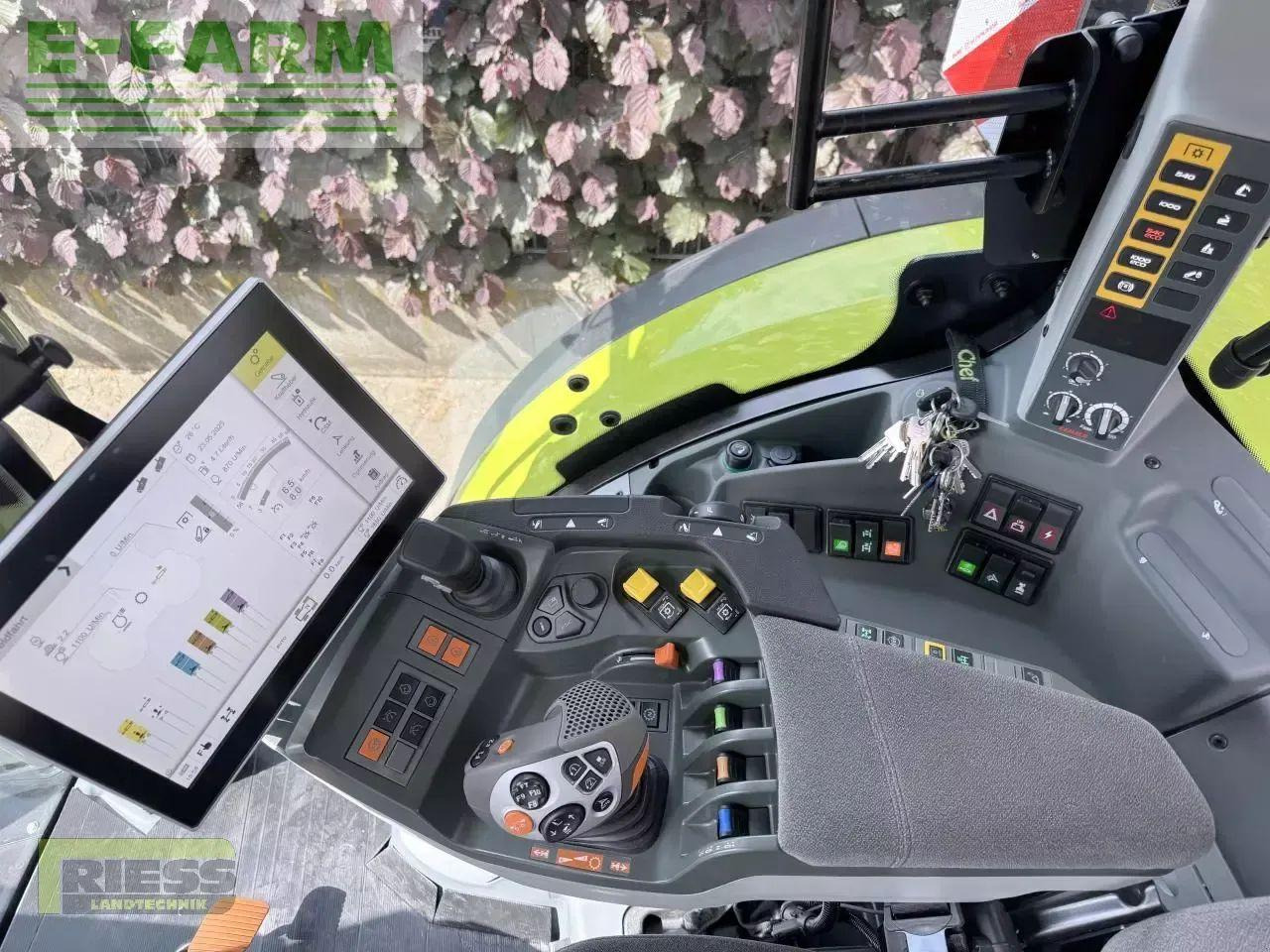 CLAAS arion 660 cebis cmatic a97 CMATIC CEBIS - Traktors: foto 5 CLAAS arion 660 cebis cmatic a97 CMATIC CEBIS - Traktors: foto 5