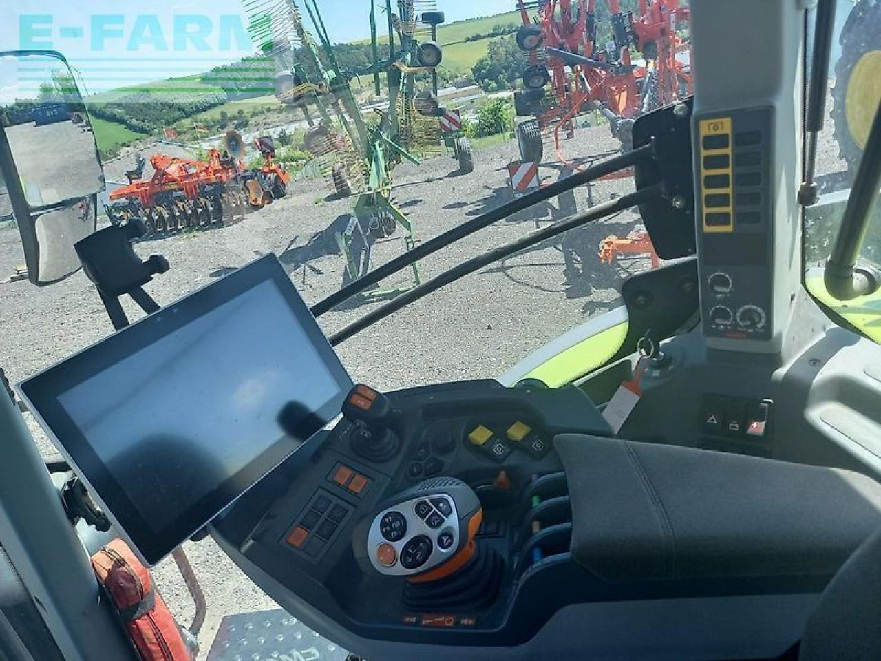 CLAAS arion 660 cmatic - Traktors: foto 5 CLAAS arion 660 cmatic - Traktors: foto 5