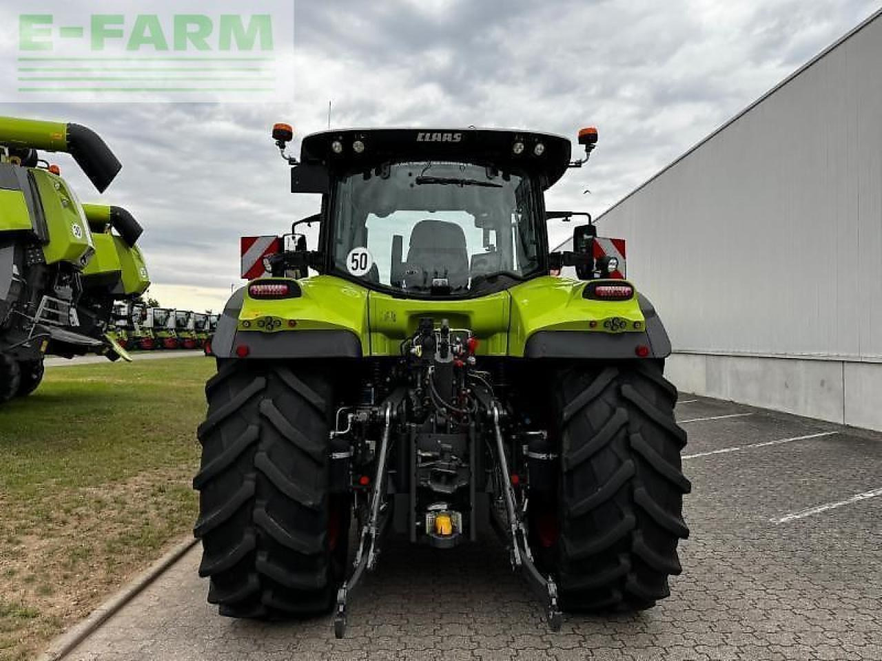 CLAAS arion 660 cmatic - Traktors: foto 4 CLAAS arion 660 cmatic - Traktors: foto 4