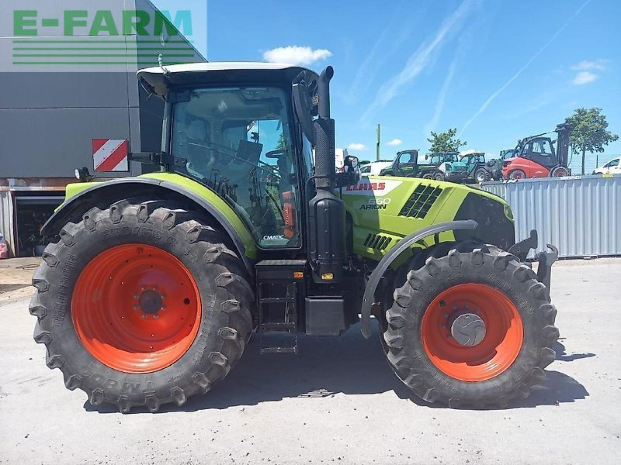 CLAAS arion 660 cmatic - Traktors: foto 1 CLAAS arion 660 cmatic - Traktors: foto 1