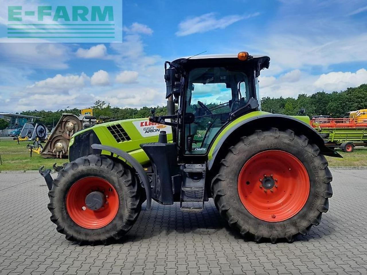 CLAAS arion 660 cmatic cis CMATIC CIS - Traktors: foto 1 CLAAS arion 660 cmatic cis CMATIC CIS - Traktors: foto 1