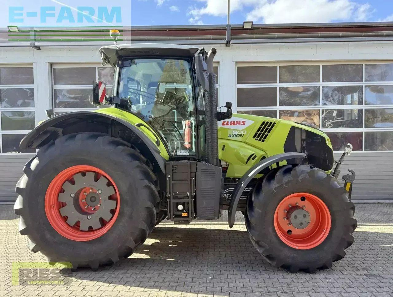 CLAAS axion 800 cebis hexashift a50 HEXASHIFT CEBIS - Traktors: foto 2 CLAAS axion 800 cebis hexashift a50 HEXASHIFT CEBIS - Traktors: foto 2