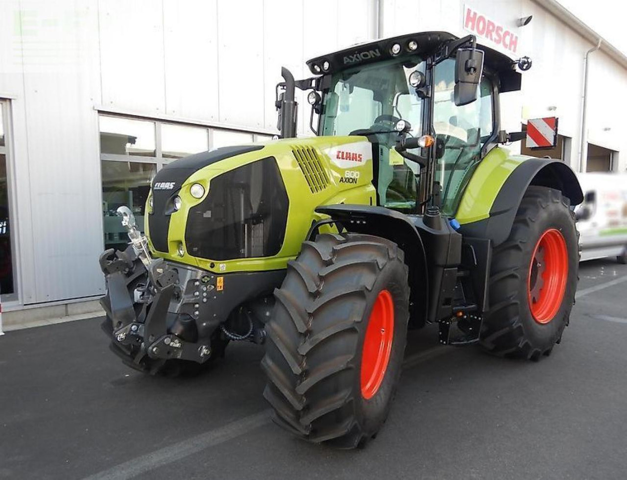 CLAAS axion 800 cis+ hexashift HEXASHIFT CIS+ - Traktors: foto 1 CLAAS axion 800 cis+ hexashift HEXASHIFT CIS+ - Traktors: foto 1
