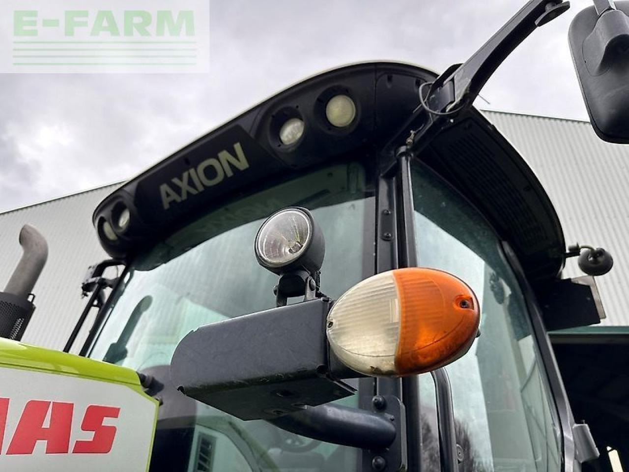 Traktors CLAAS axion 810: foto 17