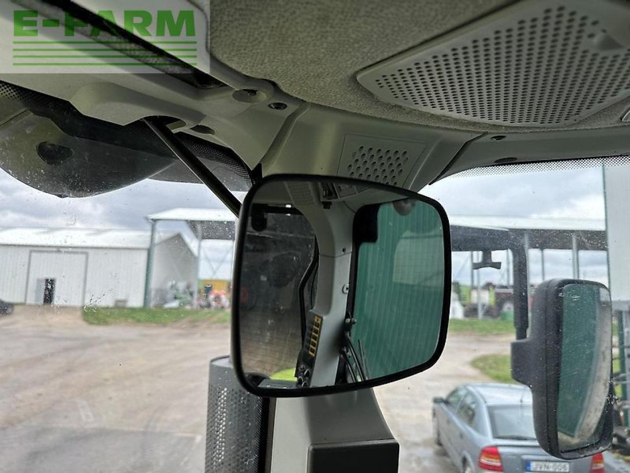 Traktors CLAAS axion 810: foto 35