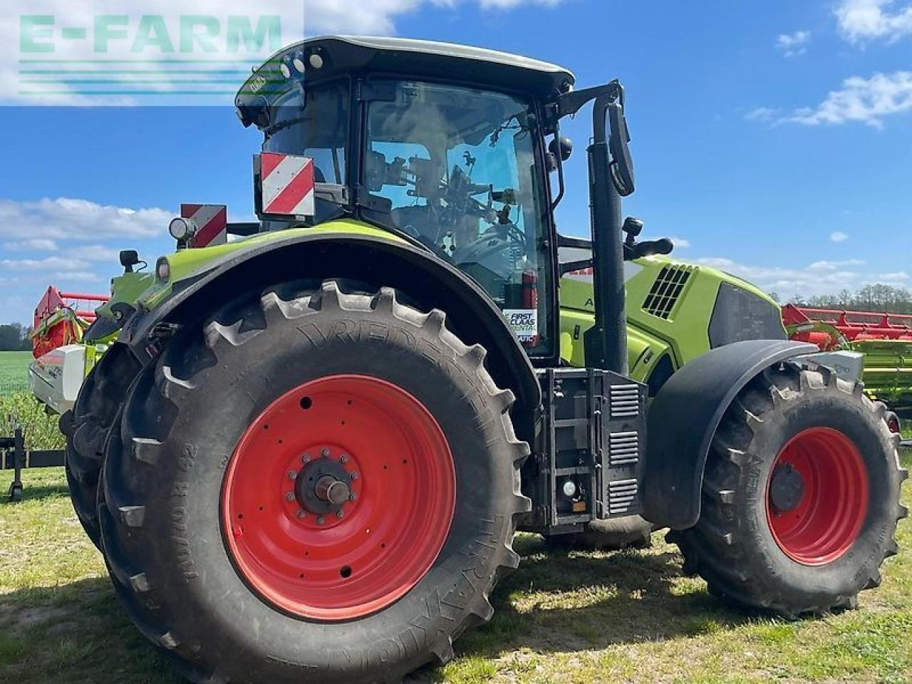 CLAAS axion 810 cmatic CMATIC - Traktors: foto 3 CLAAS axion 810 cmatic CMATIC - Traktors: foto 3