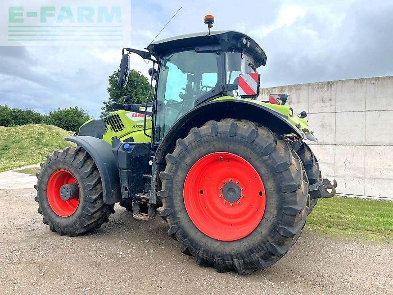 CLAAS axion 830 cebis cmatic - rtk net CMATIC CEBIS - Traktors: foto 3 CLAAS axion 830 cebis cmatic - rtk net CMATIC CEBIS - Traktors: foto 3