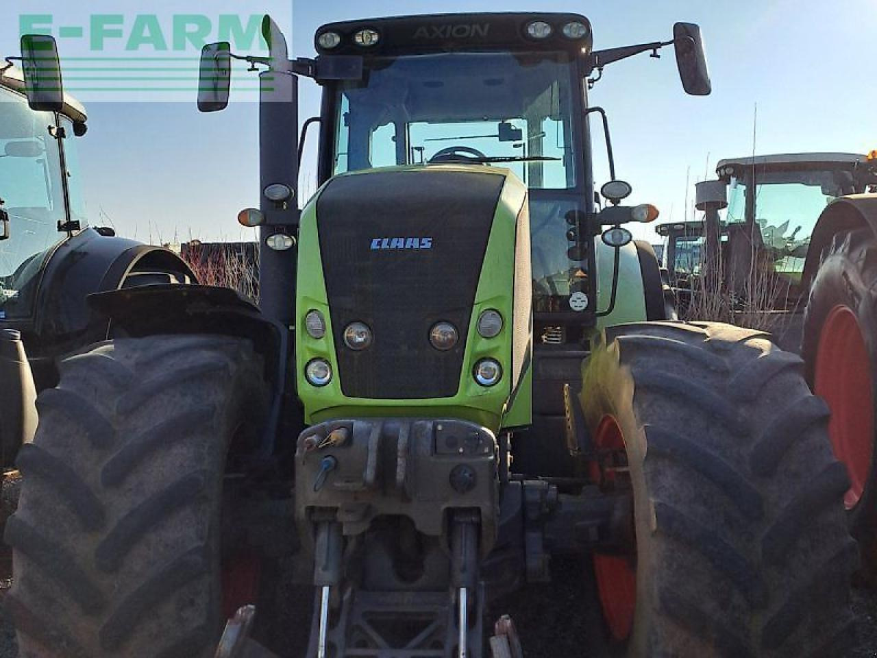 CLAAS axion 840 c-matic CMATIC - Traktors: foto 2 CLAAS axion 840 c-matic CMATIC - Traktors: foto 2