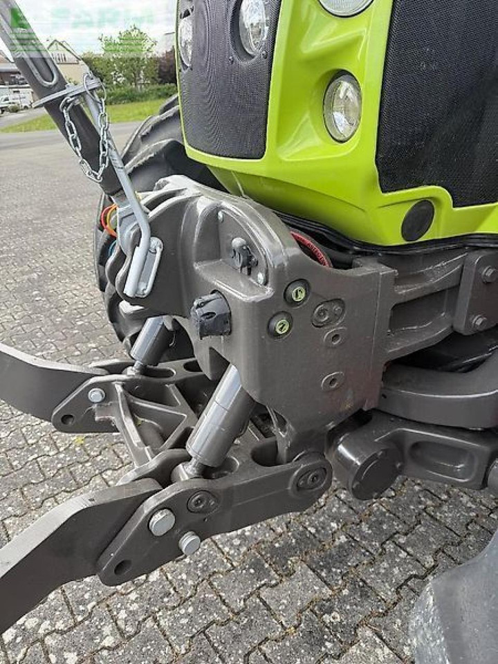 CLAAS axion 840 cebis cmatic mit rtk und kamera CMATIC CEBIS - Traktors: foto 4 CLAAS axion 840 cebis cmatic mit rtk und kamera CMATIC CEBIS - Traktors: foto 4