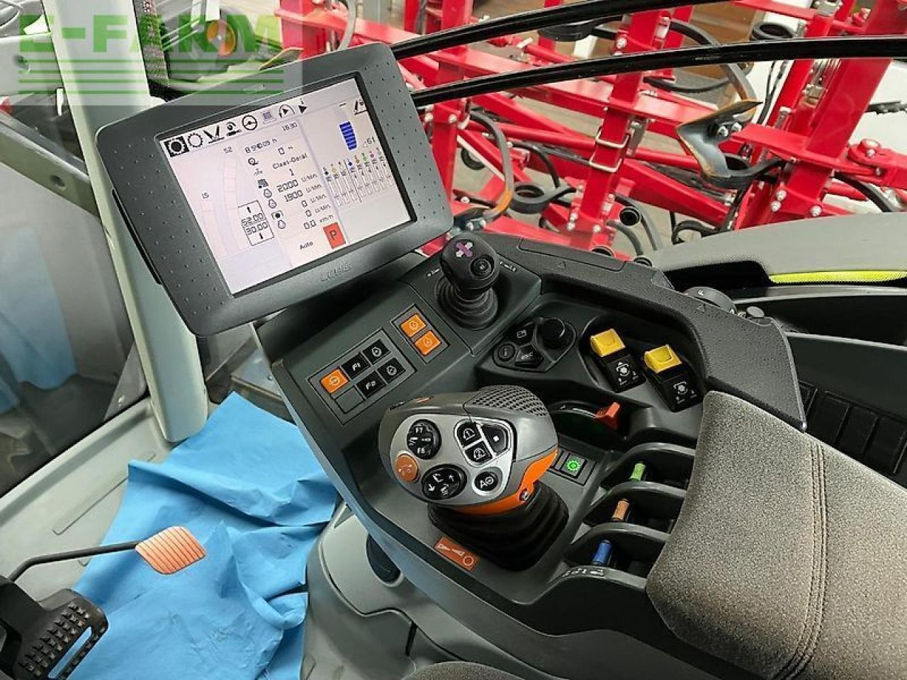 Traktors CLAAS axion 870 c-matic CMATIC: foto 9
