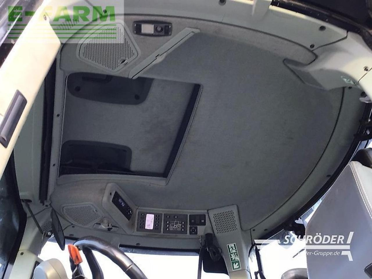 CLAAS axion 870 cmatic | rtk | s10 terminal CMATIC - Traktors: foto 2 CLAAS axion 870 cmatic | rtk | s10 terminal CMATIC - Traktors: foto 2